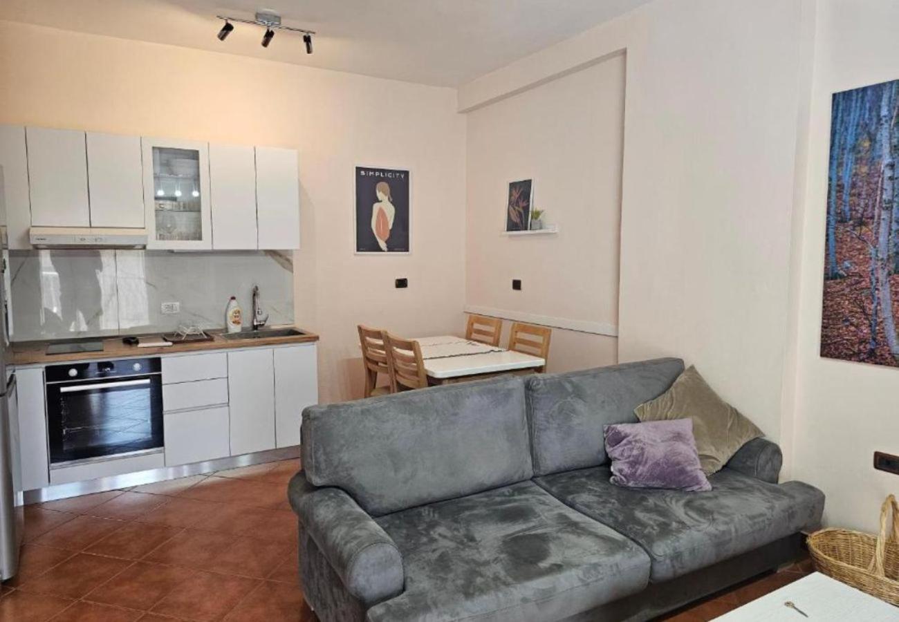 Kalpazo Myslym Shyri Tirana Exterior foto